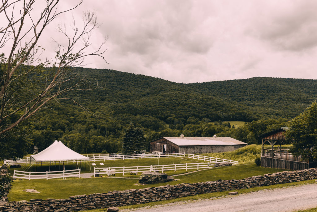 Stone Tavern Farms is a Hudson Valley wedding venue nestled in the Catskills