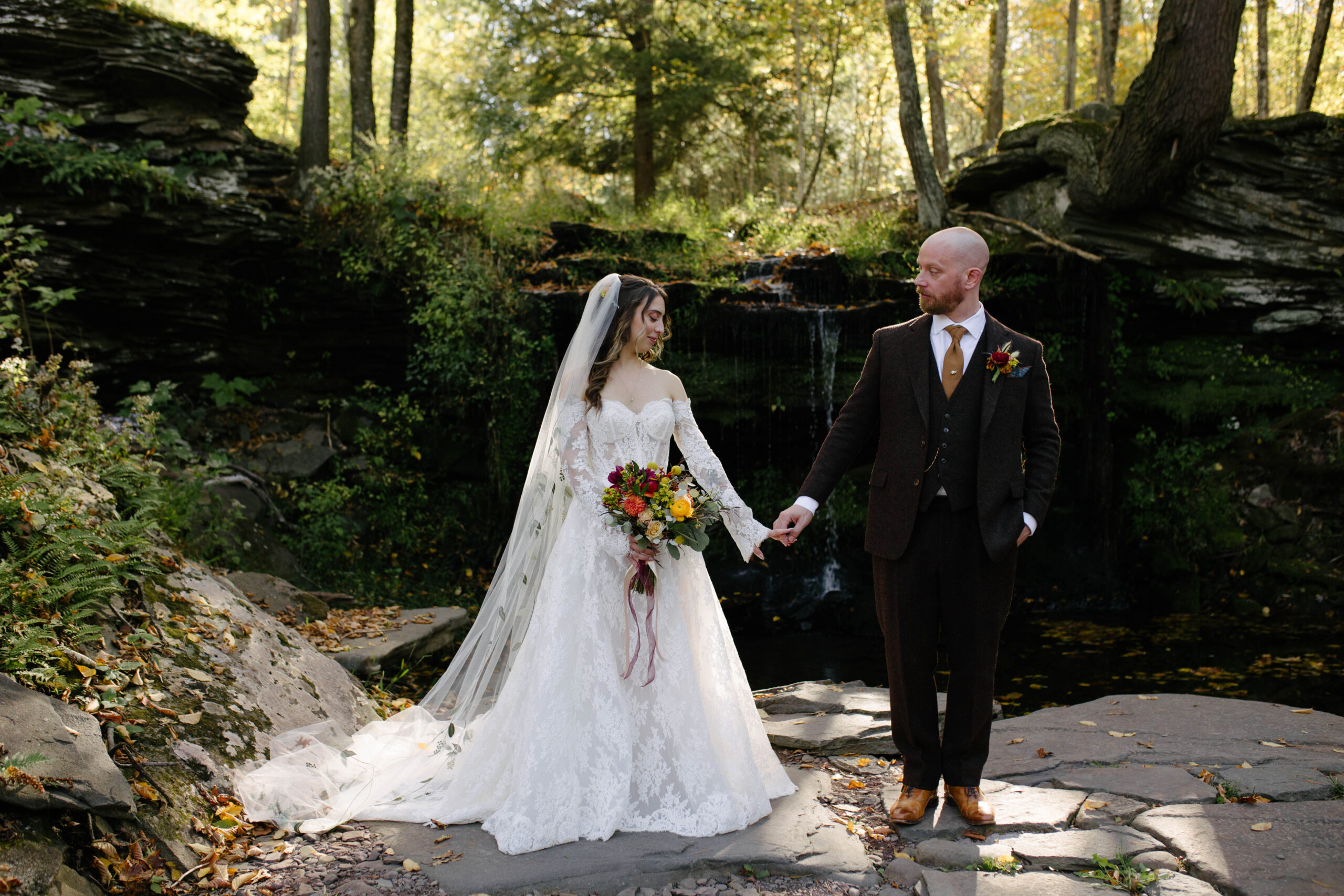 Image of a bride and groom at one of the best wedding venues in the Hudson Valley, Living Stone, an incredible venue with breathtaking outdoor spaces.