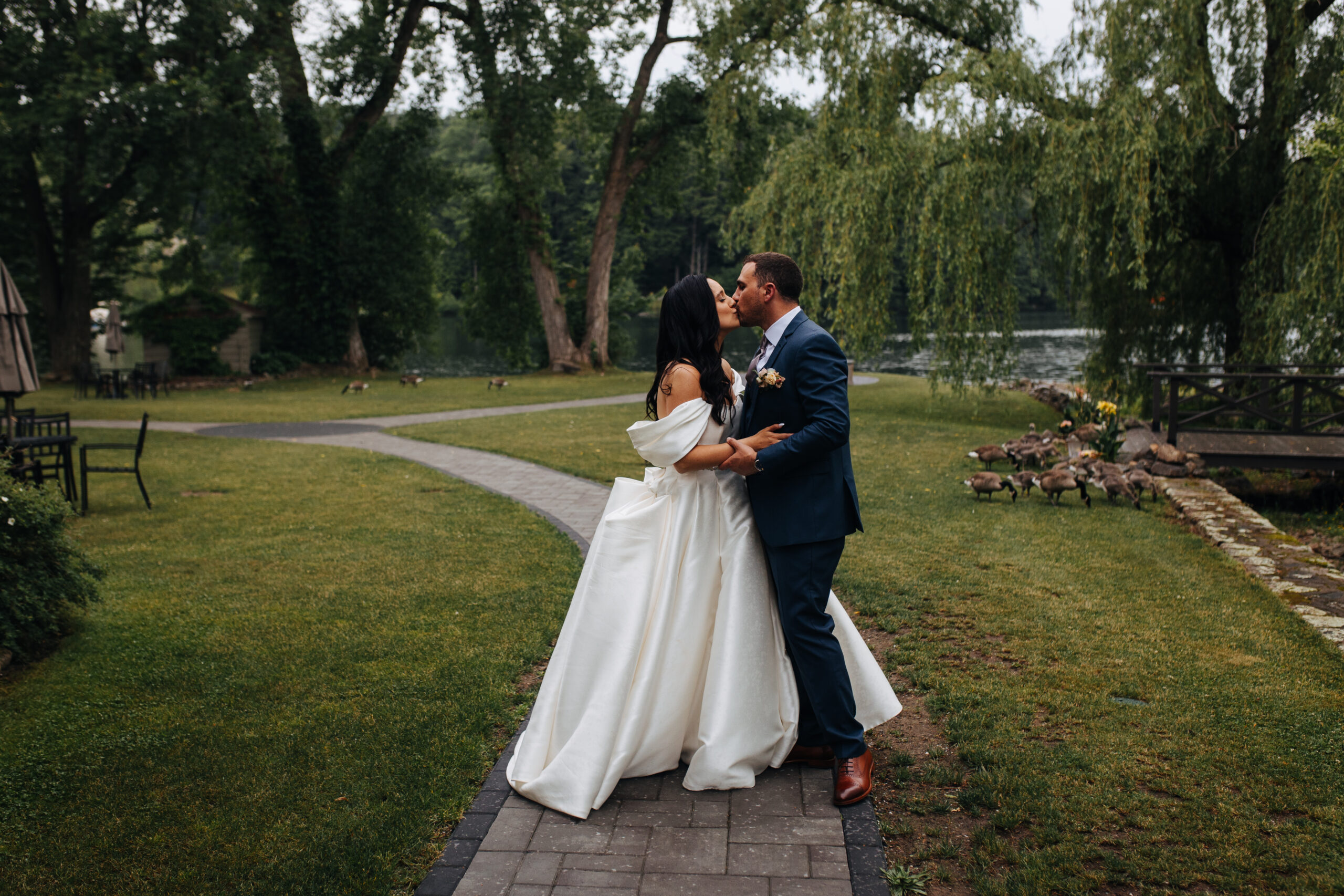 june wedding at old daley on crooked lake